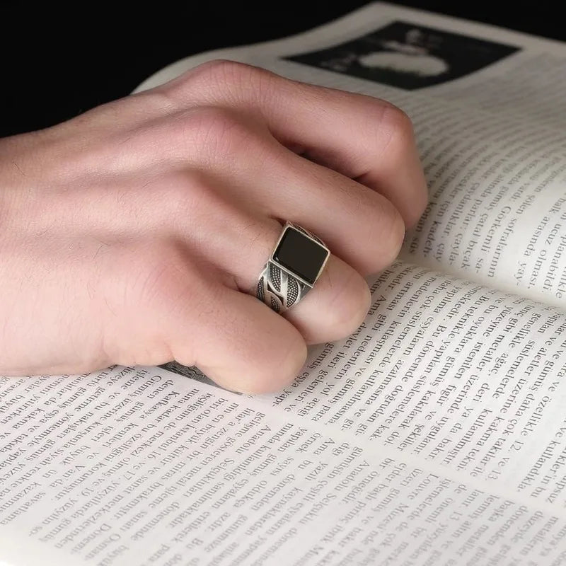 Fashion Silver Color Men Rings Square SImple Black Stone Rings Jewelry Party Gift